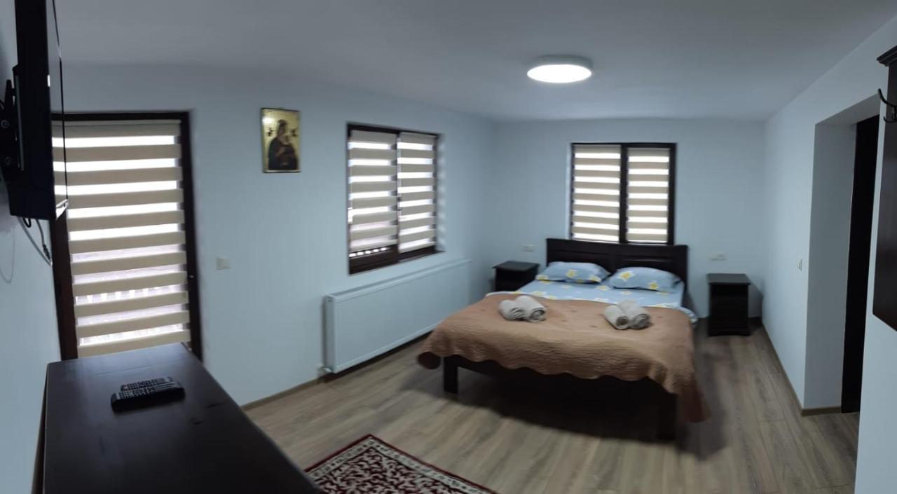 Casa De Vacanta Perla Colibitei Колибица Экстерьер фото