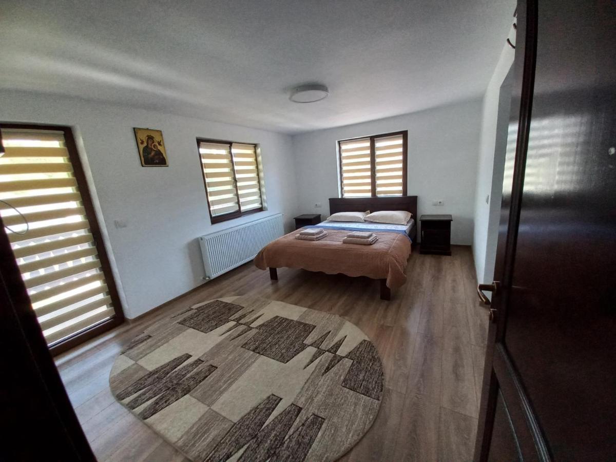 Casa De Vacanta Perla Colibitei Колибица Экстерьер фото