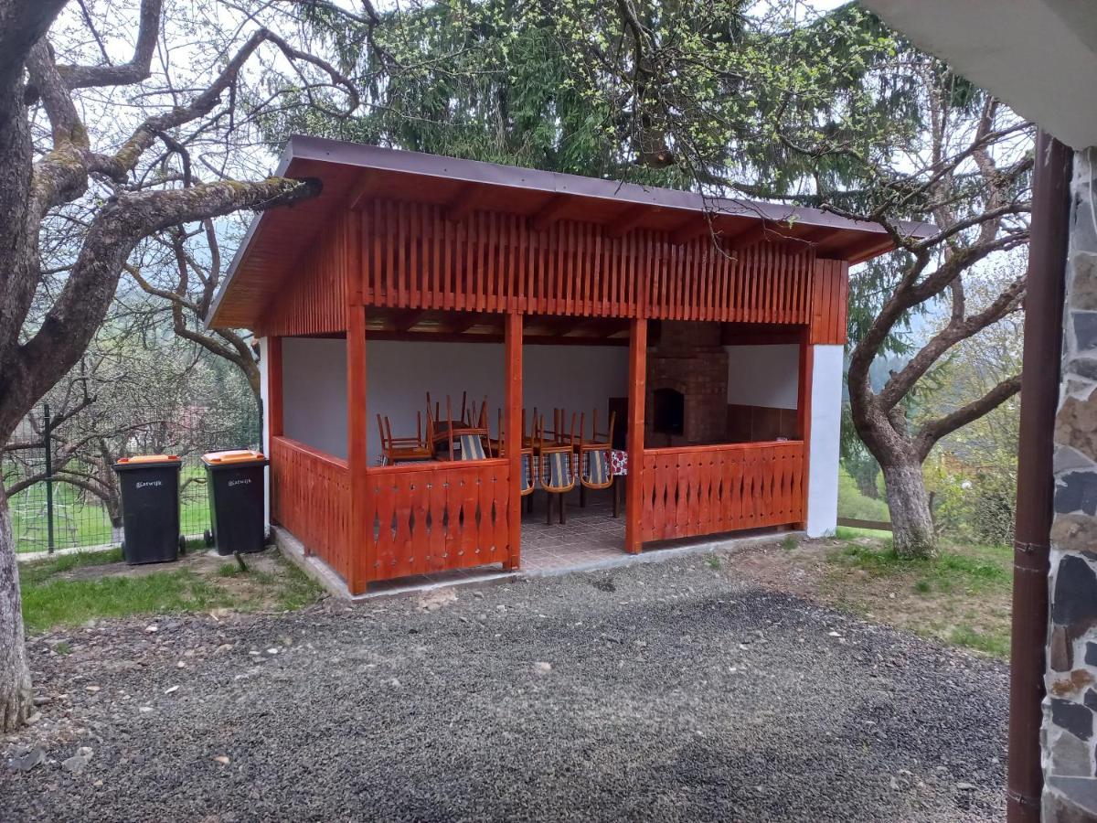 Casa De Vacanta Perla Colibitei Колибица Экстерьер фото